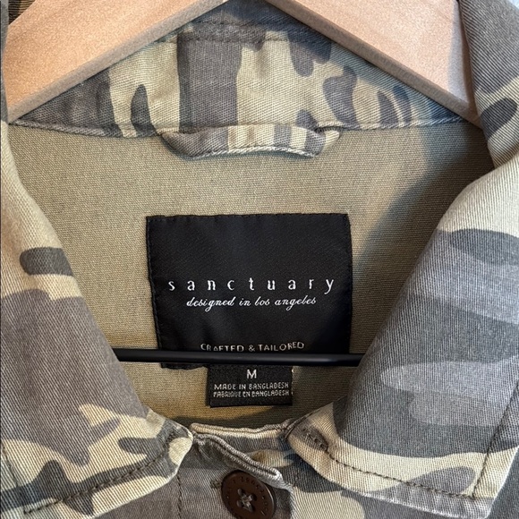 Sanctuary Women’s Camouflage Button-Up Jacket Size M - Picture 5 of 10